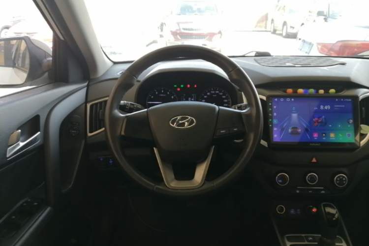 Used Hyundai ix25 2015 1.6L Automatic Two-Wheel Drive Smart GLS Trim Steering Wheel