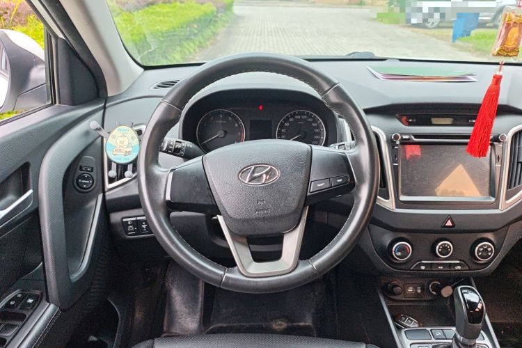 Used Hyundai ix25 2015 1.6L Automatic Two-Wheel Drive Smart GLS Trim Steering Wheel