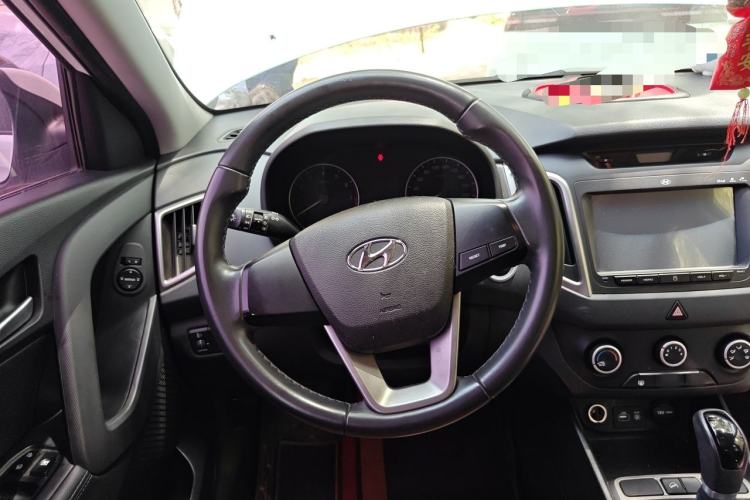 Used Hyundai ix25 2015 1.6L Automatic Two-Wheel Drive Smart GLS Trim Steering Wheel