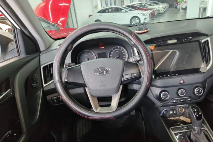 Used Hyundai ix25 2015 1.6L Automatic Two-Wheel Drive Smart GLS Trim Steering Wheel