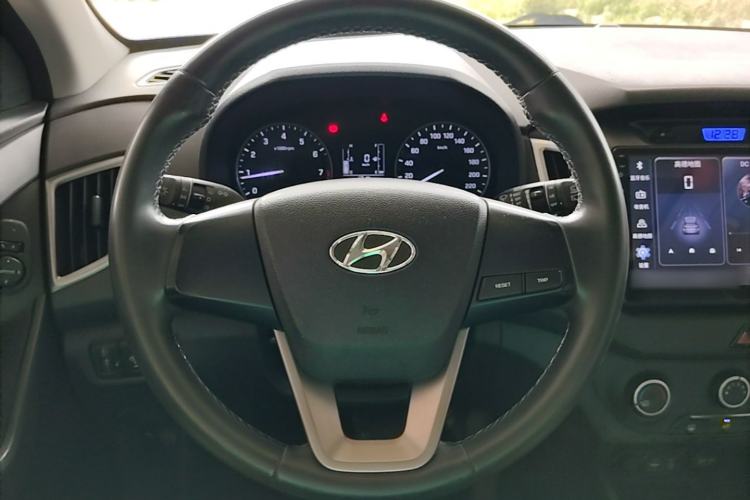 Used Hyundai ix25 2015 1.6L Automatic Two-Wheel Drive Smart GLS Trim Steering Wheel