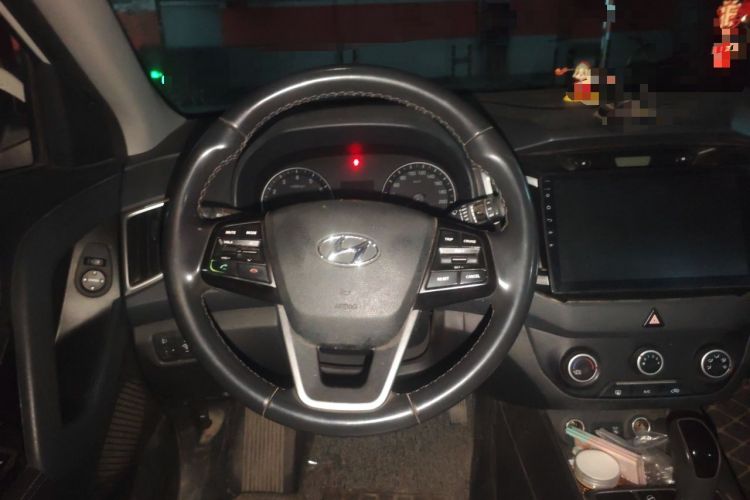 Used Hyundai ix25 2015 1.6L Automatic Two-Wheel Drive Smart GLS Trim Steering Wheel