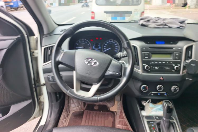 Used Hyundai ix25 2015 1.6L Automatic Two-Wheel Drive Smart GLS Trim Steering Wheel