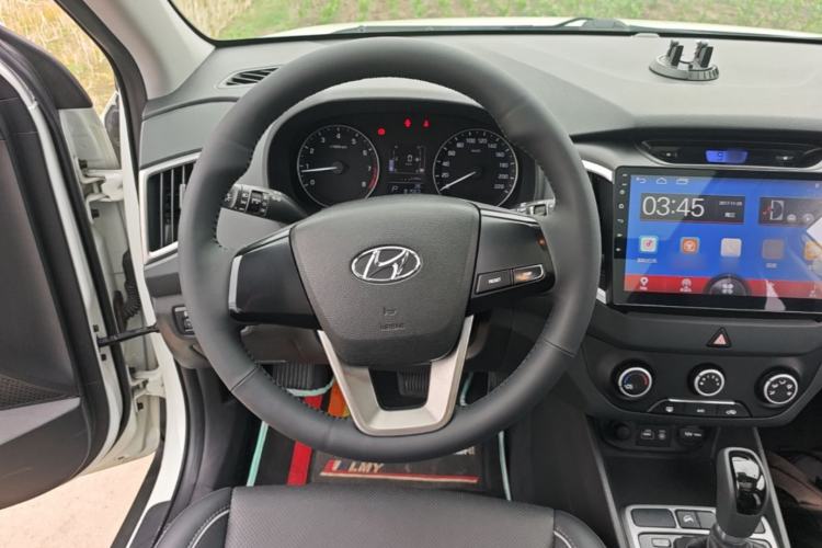Used Hyundai ix25 2015 1.6L Automatic Two-Wheel Drive Smart GLS Trim Steering Wheel
