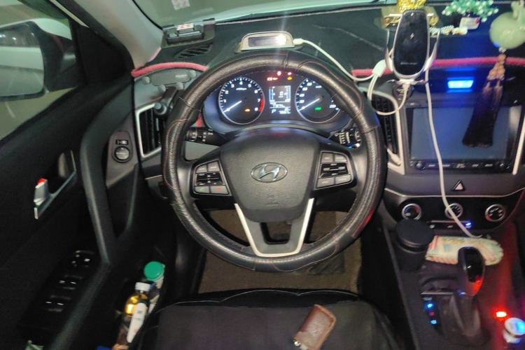 Used Hyundai ix25 2015 1.6L Automatic Two-Wheel Drive Smart GLS Trim Steering Wheel