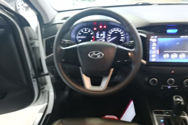 Used Hyundai ix25 2015 1.6L Automatic Two-Wheel Drive Smart GLS Trim Steering Wheel