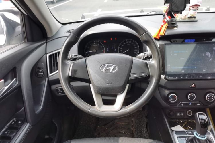 Used Hyundai ix25 2015 1.6L Automatic Two-Wheel Drive Smart GLS Trim Steering Wheel