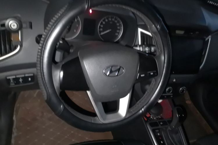 Used Hyundai ix25 2015 1.6L Automatic Two-Wheel Drive Smart GLS Trim Steering Wheel