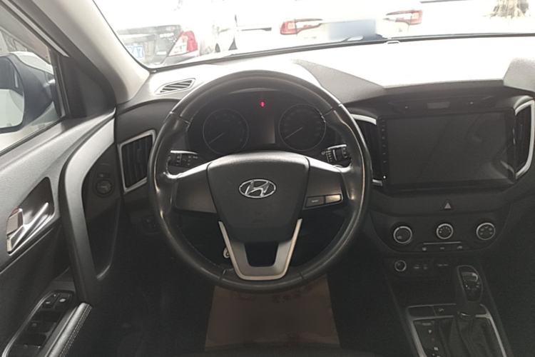 Used Hyundai ix25 2015 1.6L Automatic Two-Wheel Drive Smart GLS Trim Steering Wheel