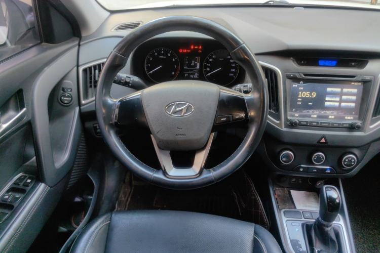 Used Hyundai ix25 2015 1.6L Automatic Two-Wheel Drive Smart GLS Trim Steering Wheel