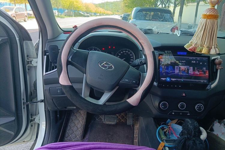 Used Hyundai ix25 2015 1.6L Automatic Two-Wheel Drive Smart GLS Trim Steering Wheel