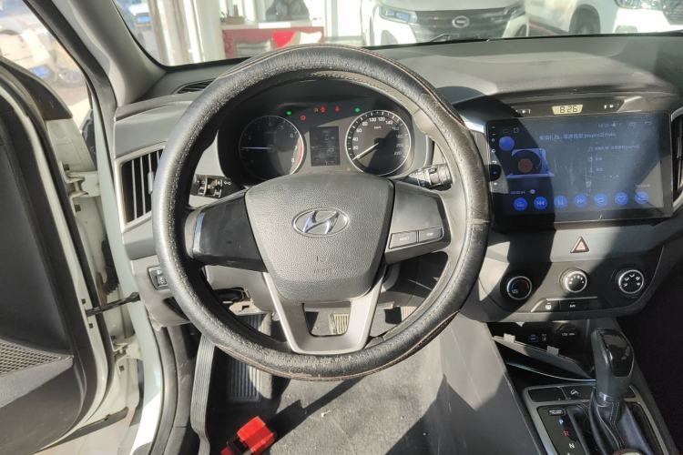 Used Hyundai ix25 2015 1.6L Automatic Two-Wheel Drive Smart GLS Trim Steering Wheel