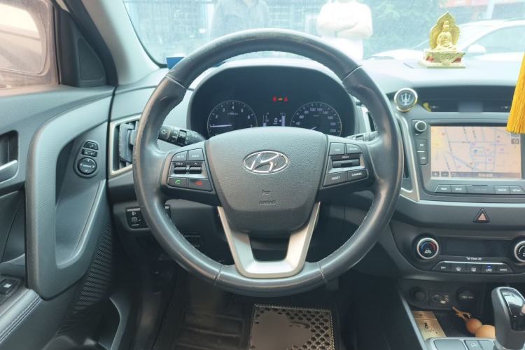 Used Hyundai ix25 2015 1.6L Automatic Two-Wheel-Drive Deluxe DLX Model Steering Wheel