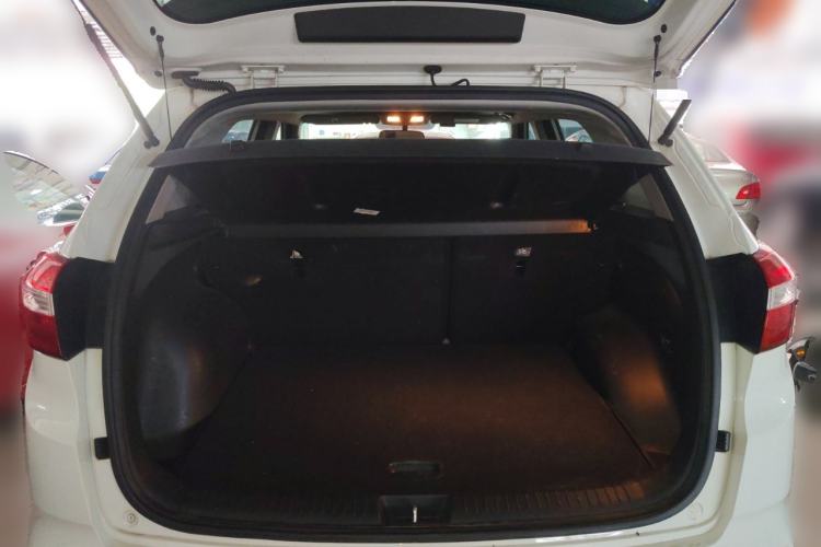 Used Hyundai ix25 2015 1.6L Automatic Two-Wheel Drive Smart GLS Trim Trunk