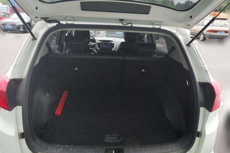 Used Hyundai ix25 2015 1.6L Automatic Two-Wheel Drive Smart GLS Trim Trunk