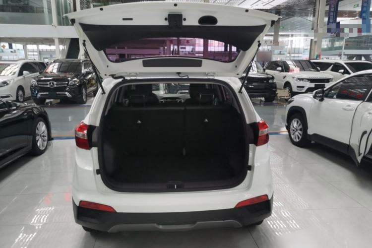 Used Hyundai ix25 2015 1.6L Automatic Two-Wheel Drive Smart GLS Trim Trunk