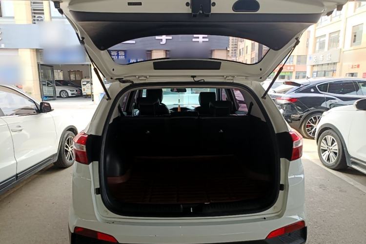 Used Hyundai ix25 2015 1.6L Automatic Two-Wheel Drive Smart GLS Trim Trunk