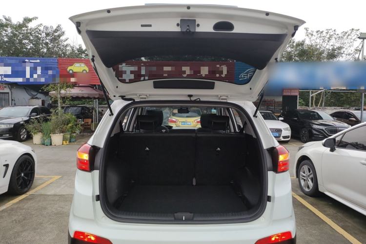 Used Hyundai ix25 2015 1.6L Automatic Two-Wheel Drive Smart GLS Trim Trunk