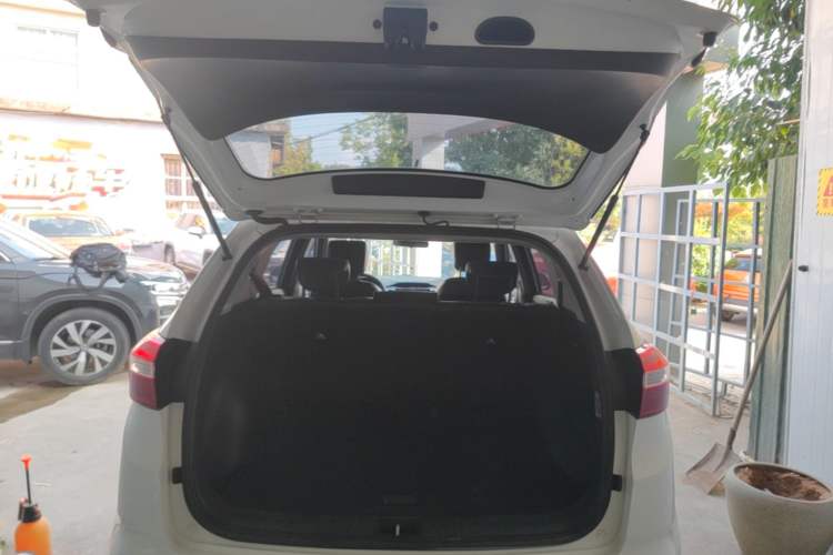 Used Hyundai ix25 2015 1.6L Automatic Two-Wheel Drive Smart GLS Trim Trunk