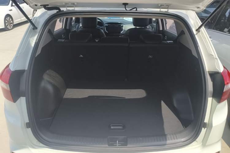 Used Hyundai ix25 2015 1.6L Automatic Two-Wheel Drive Smart GLS Trim Trunk