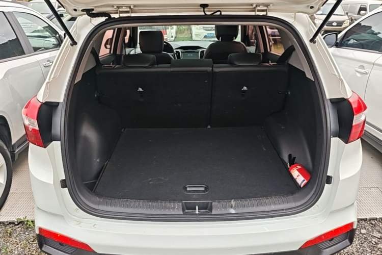 Used Hyundai ix25 2015 1.6L Automatic Two-Wheel Drive Smart GLS Trim Trunk