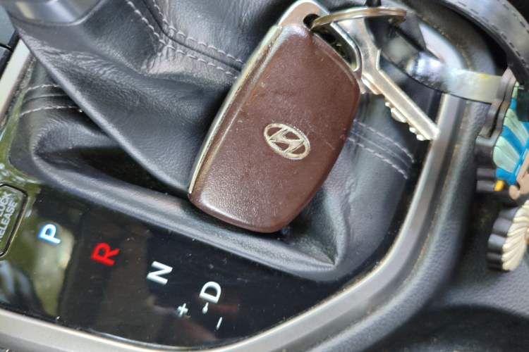 Used Hyundai ix25 2015 1.6L Automatic Two-Wheel Drive Smart GLS Trim Vehicle Key