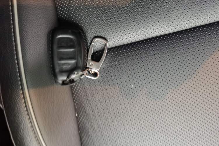 Used Hyundai ix25 2015 1.6L Automatic Two-Wheel-Drive Deluxe DLX Model Vehicle Key
