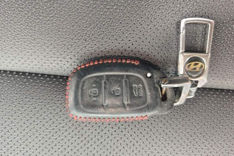 Used Hyundai ix25 2015 1.6L Automatic Two-Wheel Drive Smart GLS Trim Vehicle Key