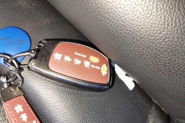 Used Hyundai ix25 2015 1.6L Automatic Two-Wheel Drive Smart GLS Trim Vehicle Key