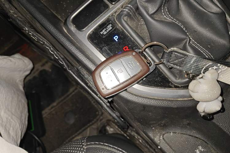 Used Hyundai ix25 2015 1.6L Automatic Two-Wheel Drive Smart GLS Trim Vehicle Key