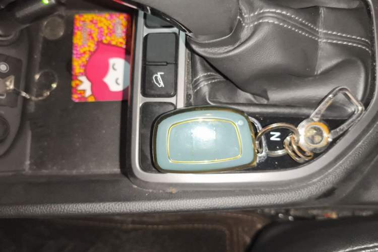 Used Hyundai ix25 2015 1.6L Automatic Two-Wheel Drive Smart GLS Trim Vehicle Key