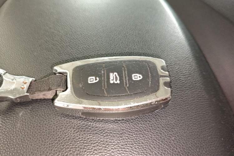 Used Hyundai ix25 2015 1.6L Automatic Two-Wheel-Drive Deluxe DLX Model Vehicle Key