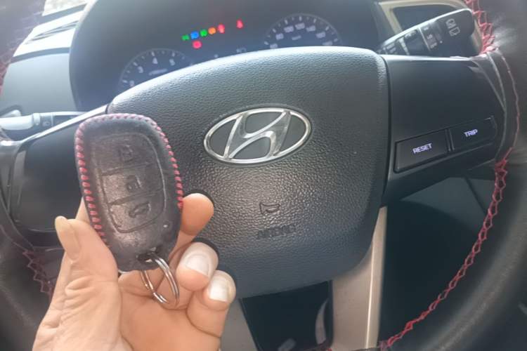 Used Hyundai ix25 2015 1.6L Automatic Two-Wheel Drive Smart GLS Trim Vehicle Key