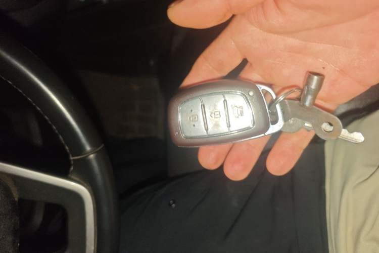 Used Hyundai ix25 2015 1.6L Automatic Two-Wheel Drive Smart GLS Trim Vehicle Key
