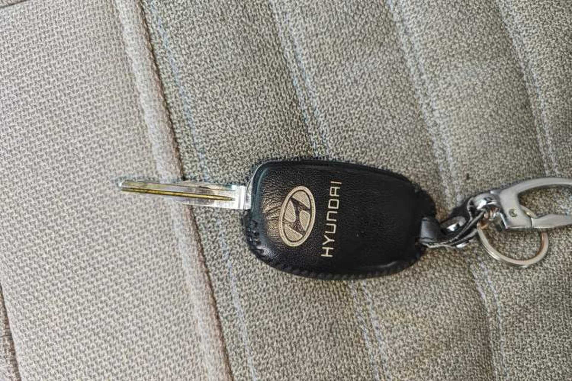 Used Hyundai ix25 2015 1.6L Manual Two-Wheel Drive Fashionable GS Model Vehicle Key