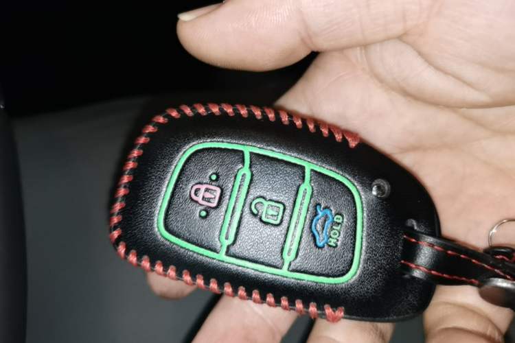 Used Hyundai ix25 2015 1.6L Automatic Two-Wheel Drive Smart GLS Trim Vehicle Key