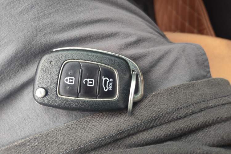 Used Hyundai ix25 2015 1.6L Automatic Two-Wheel Drive Fashionable GS Model Vehicle Key
