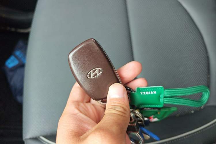 Used Hyundai ix25 2015 1.6L Automatic Two-Wheel Drive Smart GLS Trim Vehicle Key