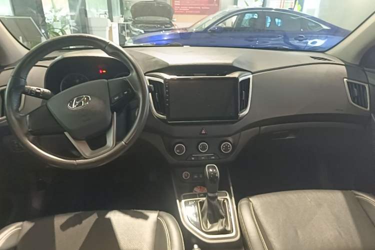 Used Hyundai ix25 2015 1.6L Automatic Two-Wheel Drive Smart GLS Trim Audio And AC Panel