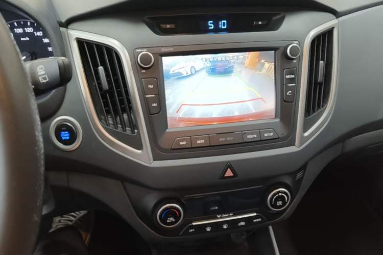 Used Hyundai ix25 2015 2.0L Automatic Two-Wheel Drive Intelligent GLS Audio And AC Panel