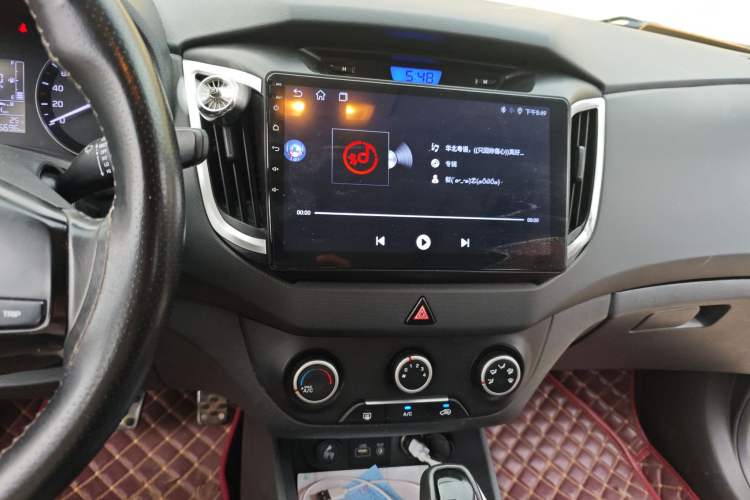 Used Hyundai ix25 2015 1.6L Automatic Two-Wheel Drive Smart GLS Trim Audio And AC Panel