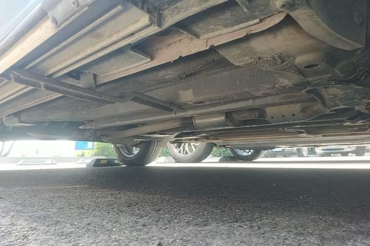 Used Hyundai ix25 2015 1.6L Automatic Two-Wheel-Drive Deluxe DLX Model Chassis Front Right