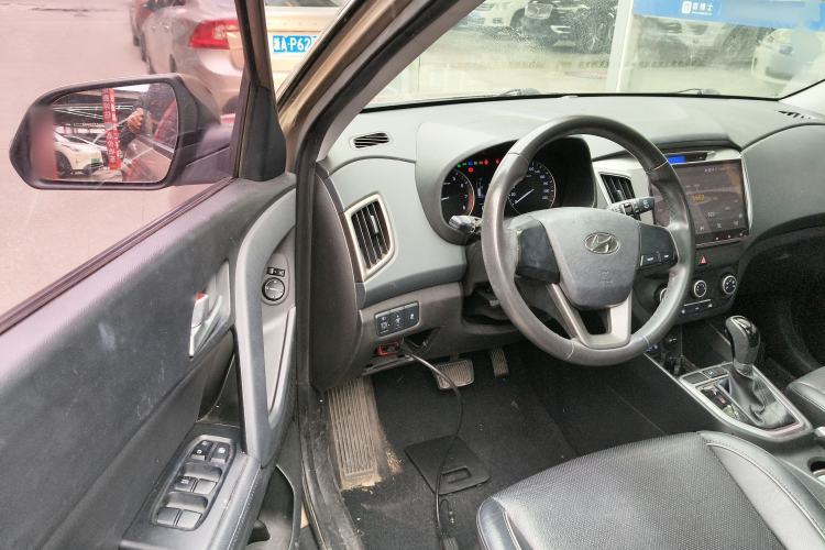 Used Hyundai ix25 2015 1.6L Automatic Two-Wheel Drive Smart GLS Trim Driver Seat