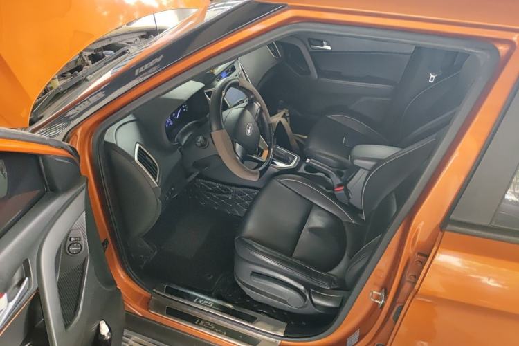 Used Hyundai ix25 2015 1.6L Automatic Two-Wheel Drive Smart GLS Trim Driver Seat