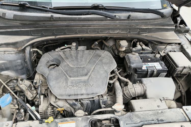 Used Hyundai ix25 2015 1.6L Automatic Two-Wheel Drive Smart GLS Trim Engine Bay