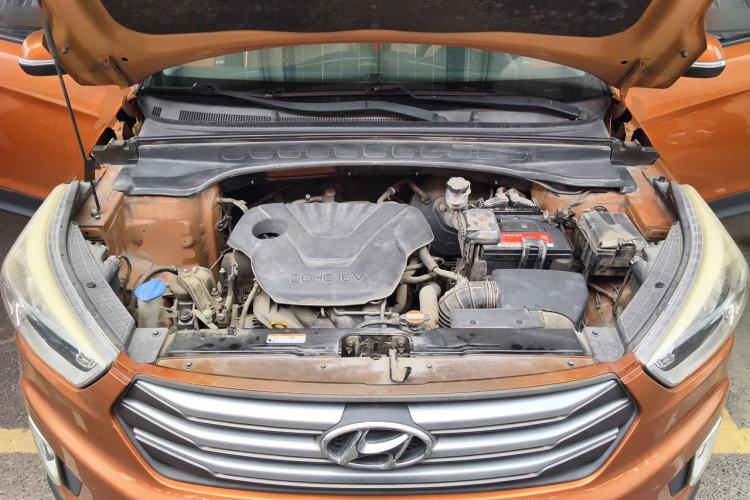 Used Hyundai ix25 2015 1.6L Automatic Two-Wheel Drive Smart GLS Trim Engine Bay