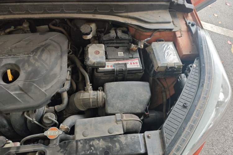 Used Hyundai ix25 2015 2.0L Automatic Two-Wheel Drive Intelligent GLS Engine Bay Left