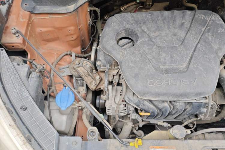 Used Hyundai ix25 2015 1.6L Automatic Two-Wheel Drive Smart GLS Trim Engine Bay Right