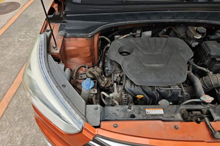 Used Hyundai ix25 2015 1.6L Automatic Two-Wheel Drive Smart GLS Trim Engine Bay Right