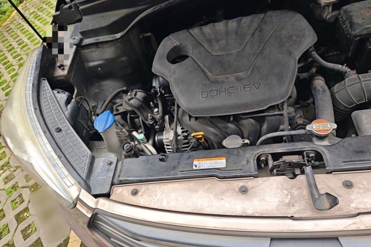 Used Hyundai ix25 2015 1.6L Automatic Two-Wheel Drive Smart GLS Trim Engine Bay Right